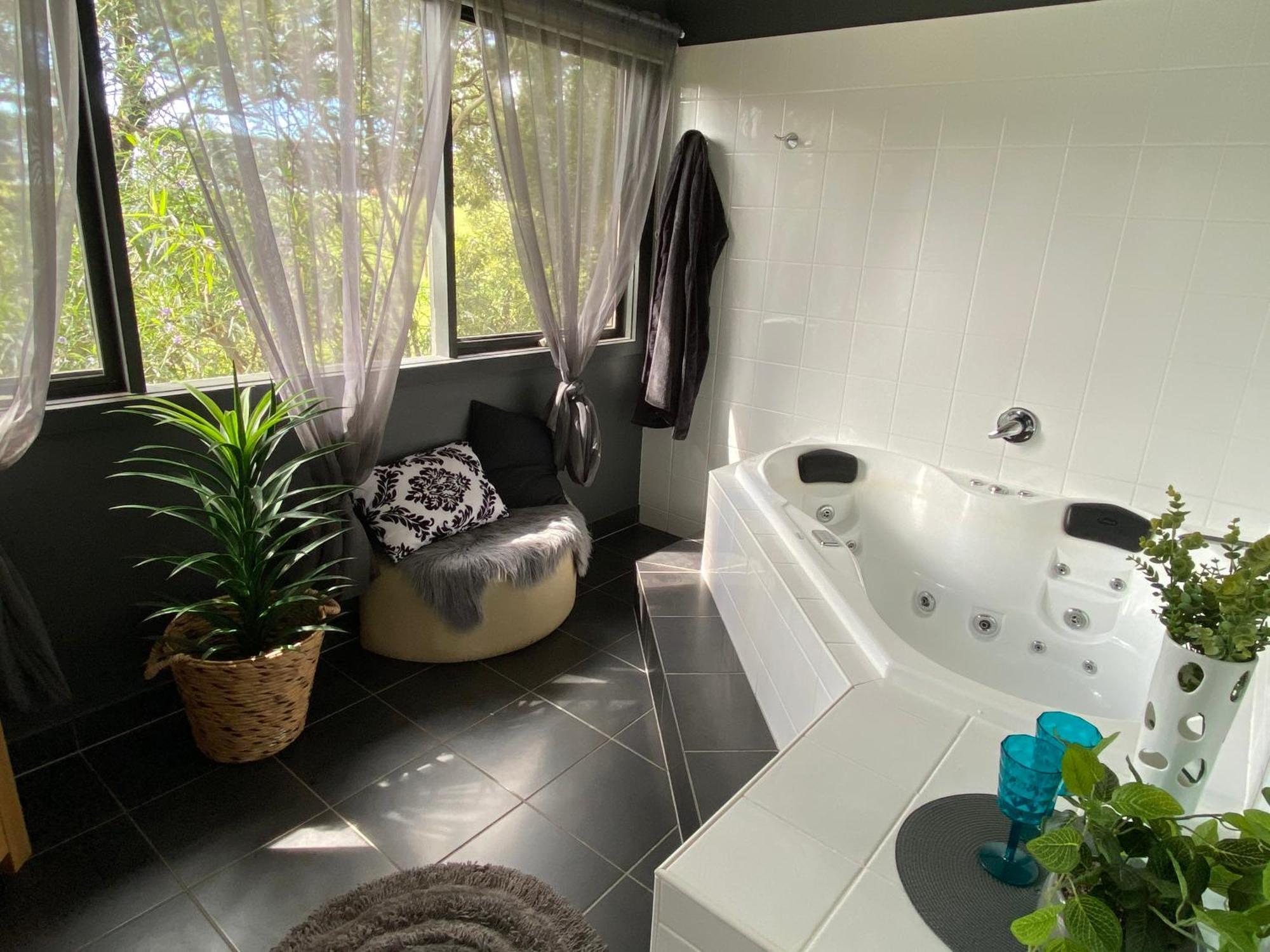 Couples Private Spa Retreat Cowes Exterior foto