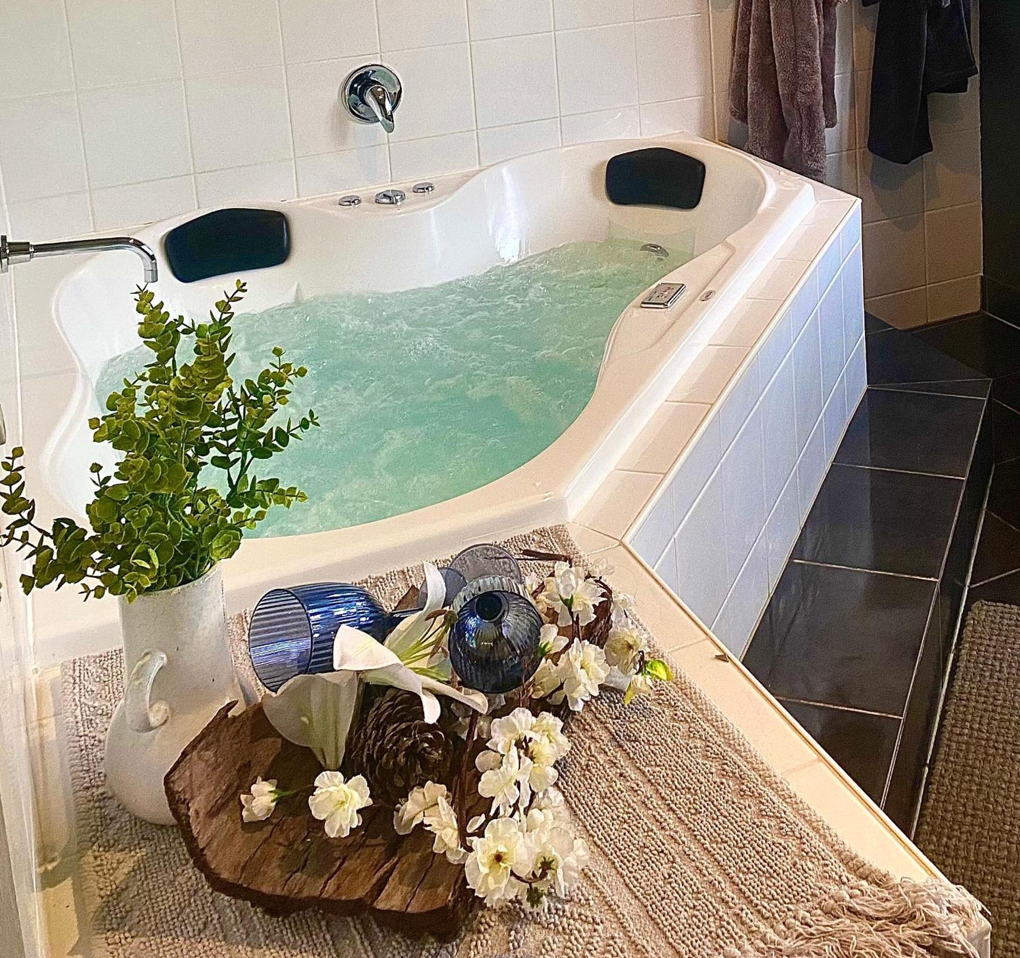 Couples Private Spa Retreat Cowes Exterior foto